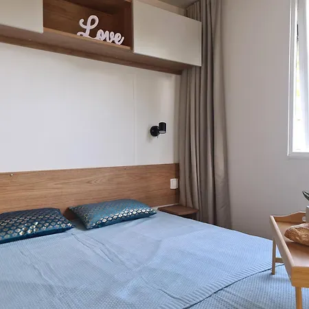 Cap - Les Sables Du Midi *